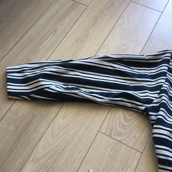 Zara Structured Long Sleeve Top Trafaluc Collection - Picture 5 of 8